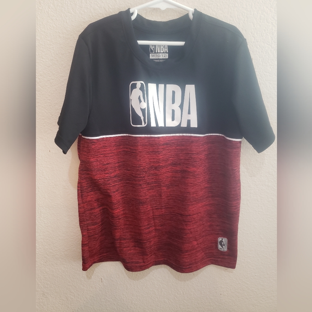 NBA Short Sleeve youth Medium shirt